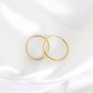 ARRACADAS MINIMALISTAS LISAS DE ORO 14 K