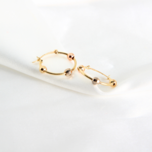 ARRACADAS DE ORO CON BALINES TRICOLOR FACETADOS